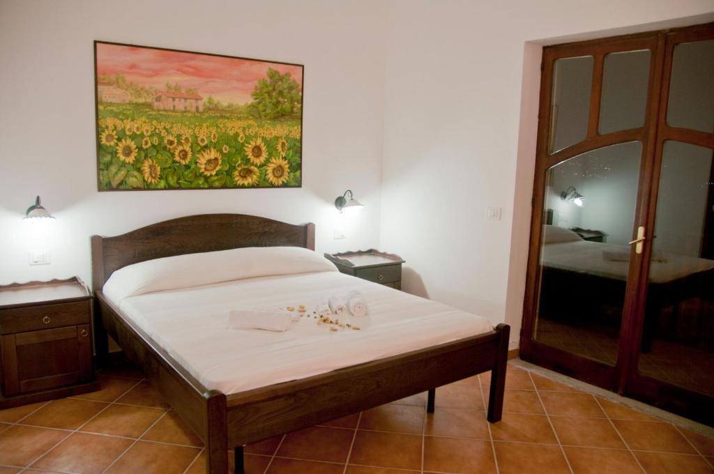 Casale Il Gheppio Guest House Laureana Cilento Стая снимка